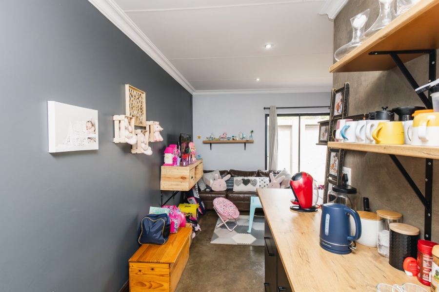 5 Bedroom Property for Sale in Somerton Estate Free State